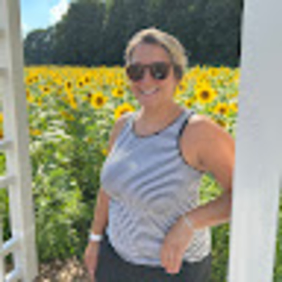 mariel_leonard